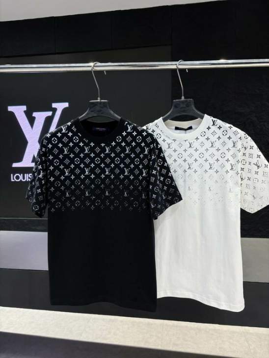 Picture of Louis Vuitton T Shirts Short _SKULVS-XLkctr2207406